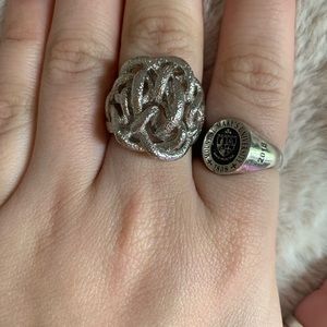 Silver sized 8 ring worn once